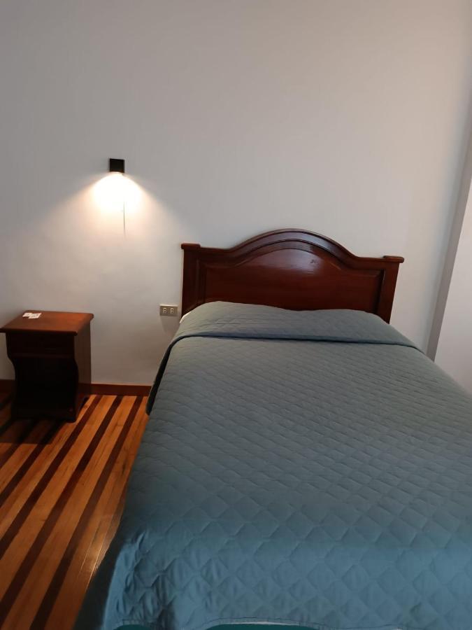 Hostal Pucara โลจา ภายนอก รูปภาพ