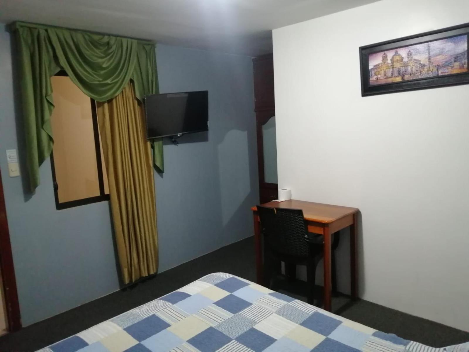 Hostal Pucara โลจา ภายนอก รูปภาพ