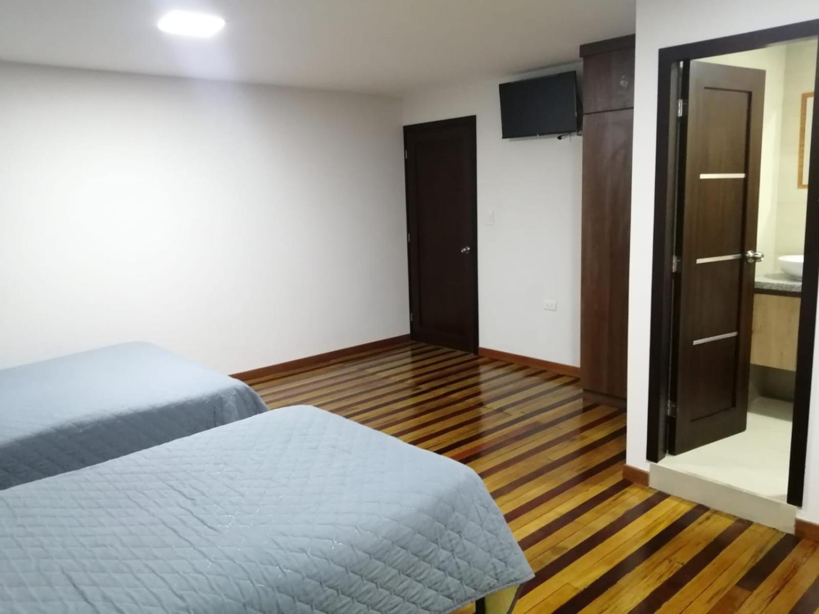 Hostal Pucara โลจา ภายนอก รูปภาพ