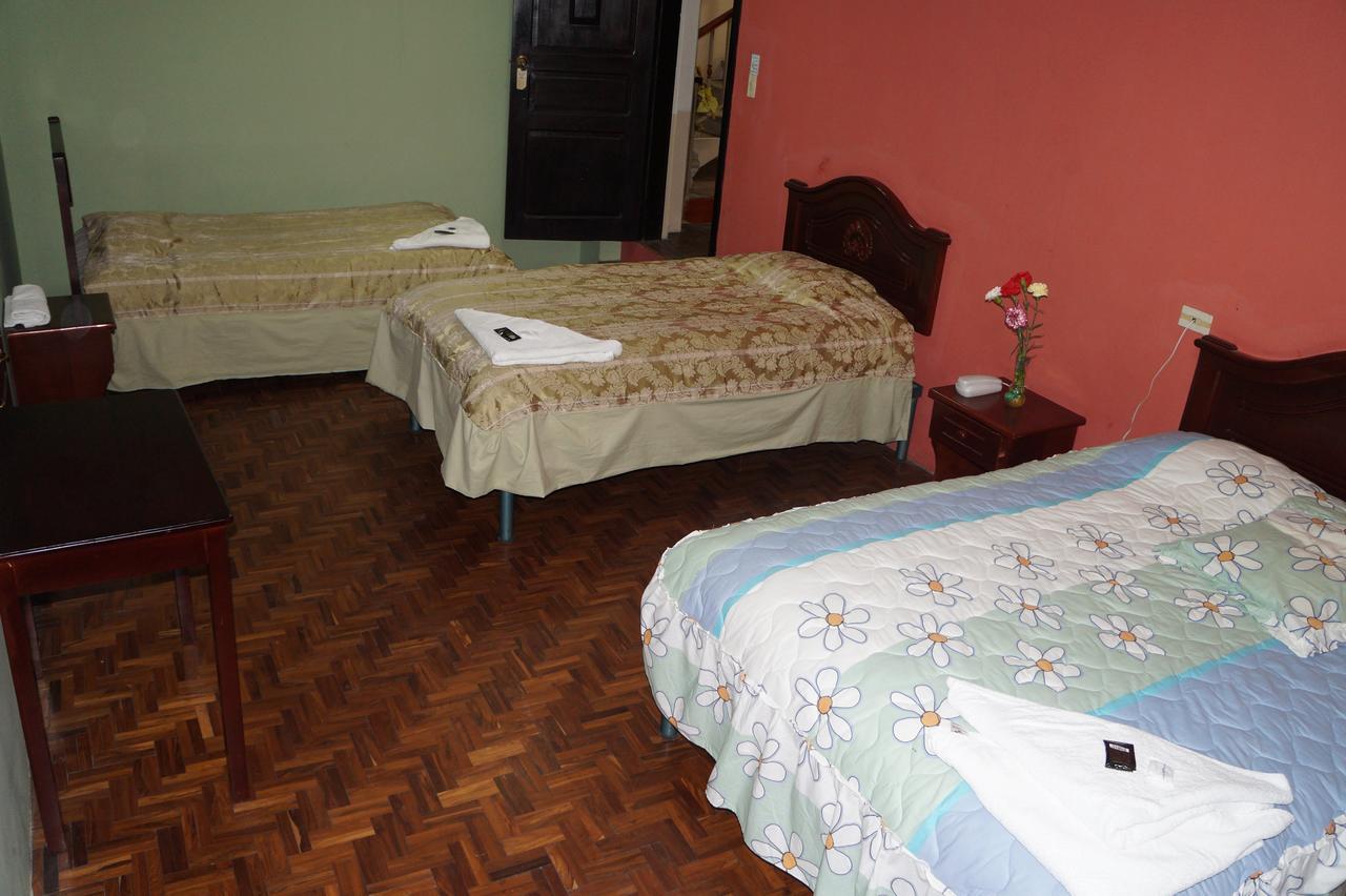 Hostal Pucara โลจา ภายนอก รูปภาพ