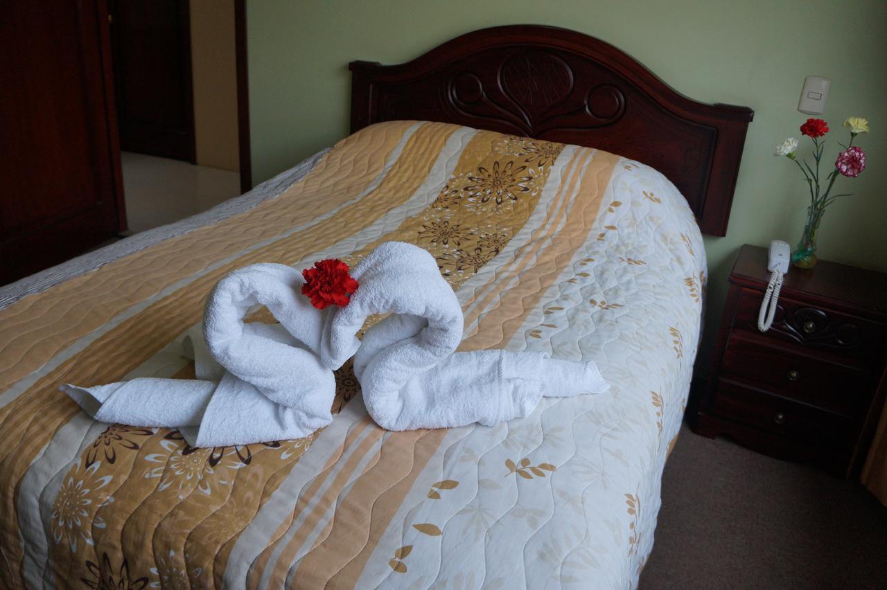 Hostal Pucara โลจา ภายนอก รูปภาพ