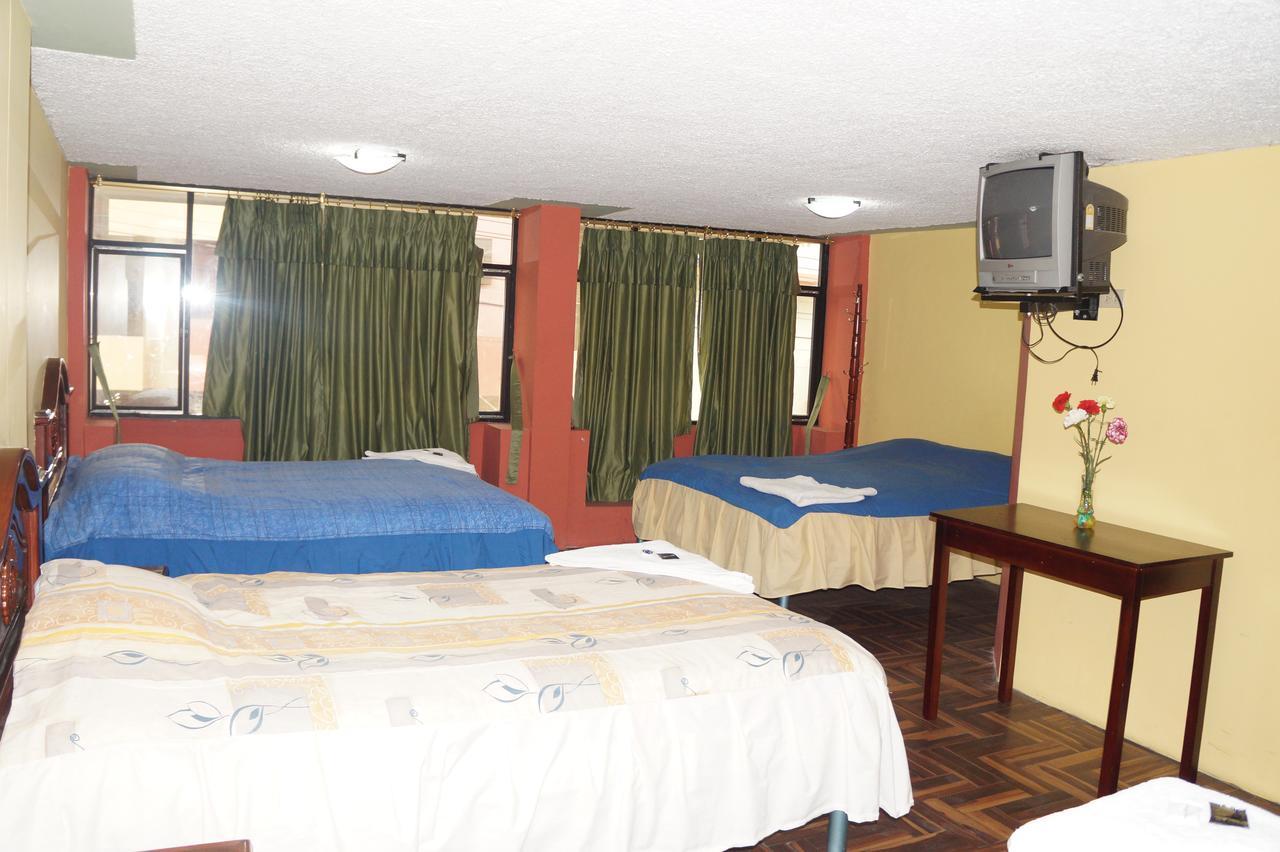 Hostal Pucara โลจา ภายนอก รูปภาพ